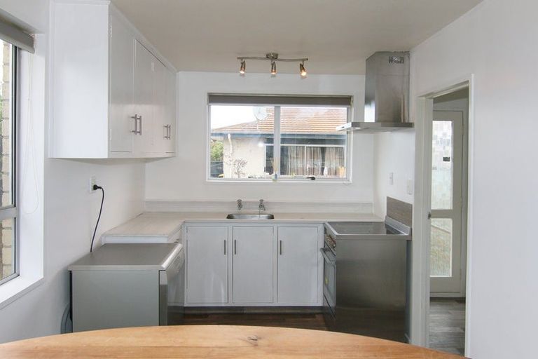 Photo of property in 1/29 Cutts Road, Russley, Christchurch, 8042