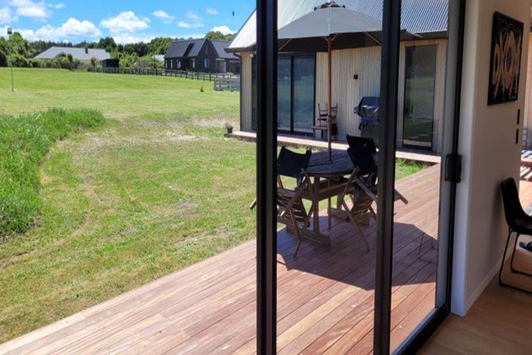 Photo of property in 7 Ribbonwood Lane, Kinloch, Taupo, 3377