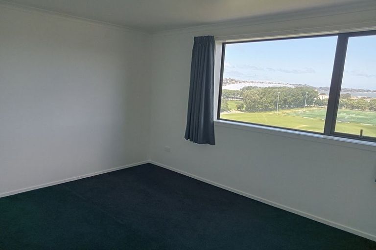 Photo of property in 1 Saint Abbs Place, North Dunedin, Dunedin, 9016