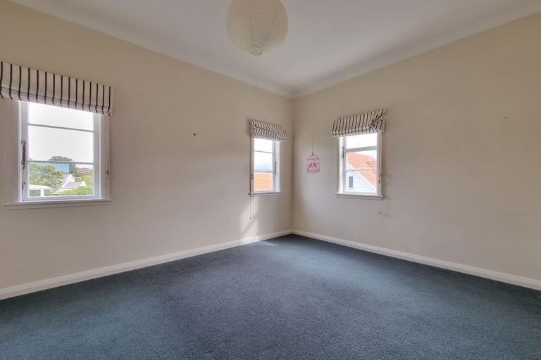 Photo of property in 68 Cashmere Avenue, Khandallah, Wellington, 6035