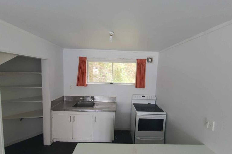 Photo of property in 142 Aro Street, Aro Valley, Wellington, 6021