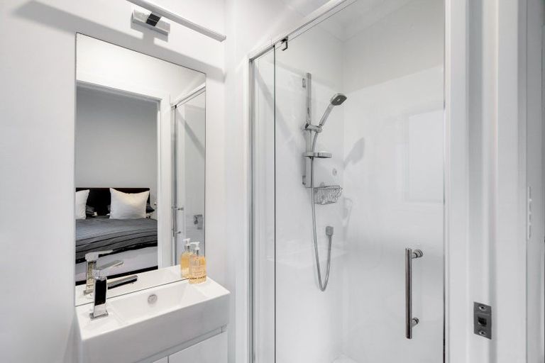 Photo of property in 6 Rhona Place, Mahia, 4198