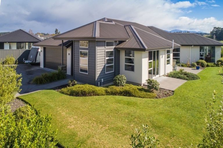 Photo of property in 107 Mapua Drive, Mapua, 7005