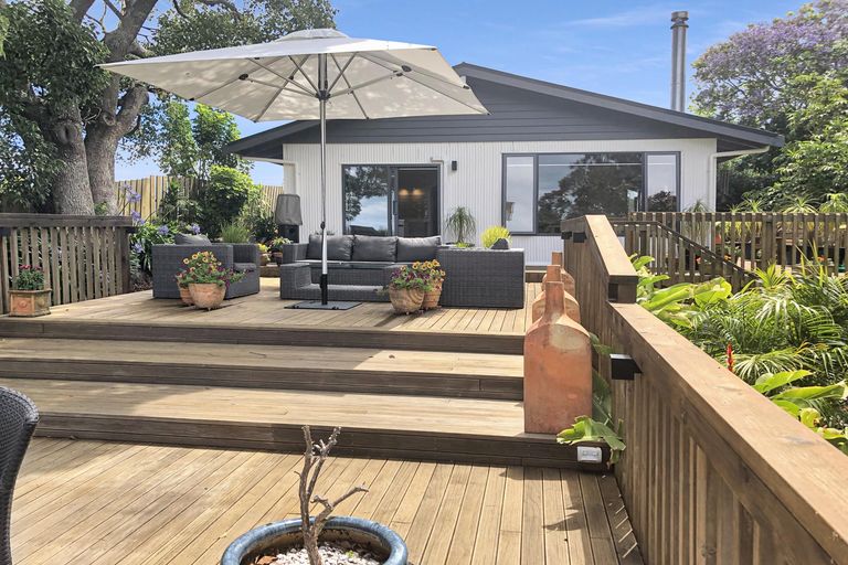 Photo of property in 35 Skudders Beach Road, Kerikeri, 0294