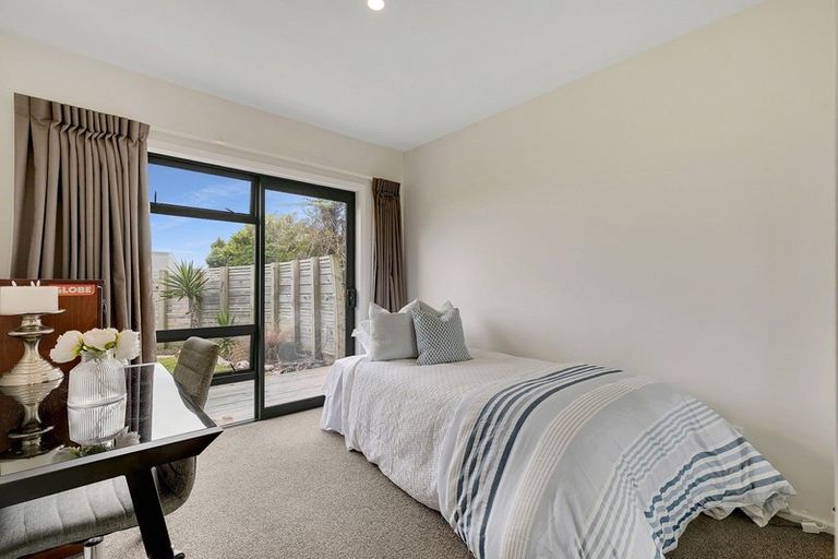 Photo of property in 7a Haunui Way, Pukerua Bay, 5026