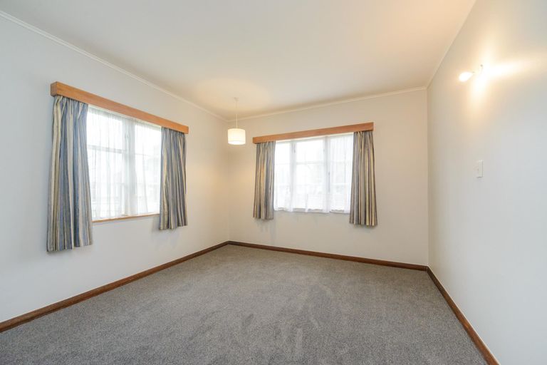 Photo of property in 4 Savage Crescent, West End, Palmerston North, 4412