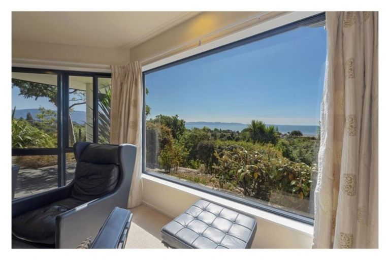 Photo of property in 16 Paradise Way, Pohara, Takaka, 7183