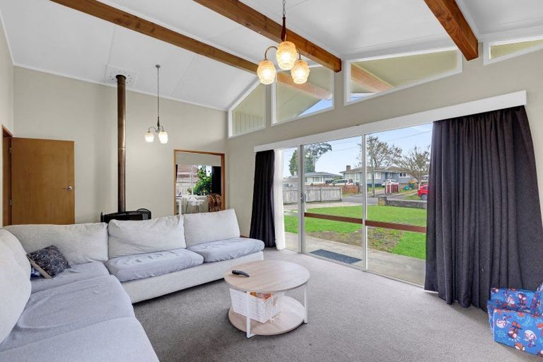 Photo of property in 15 Dermont Street, Bader, Hamilton, 3206