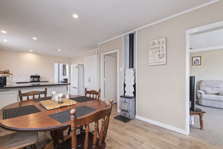 Photo of property in 9 Johnson Street, Bulls, 4818