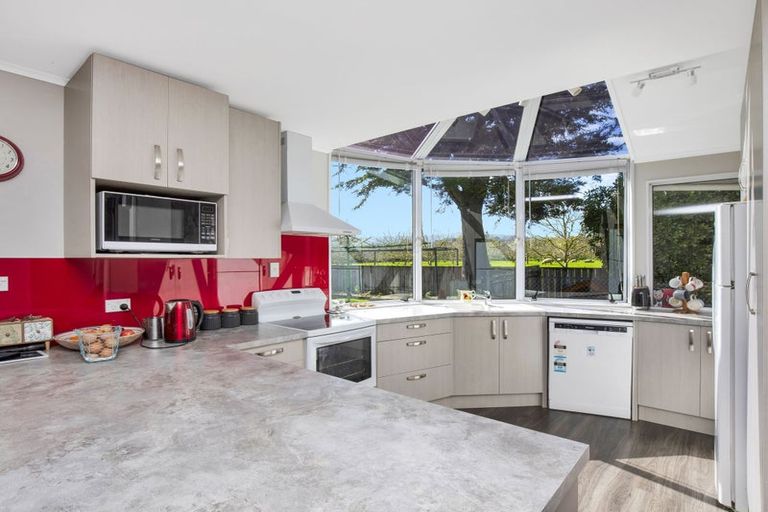 Photo of property in 97 Gear Road, Te Horo, Otaki, 5582