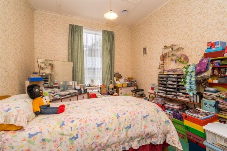 Photo of property in 8 Railway Lane, Outram, 9019