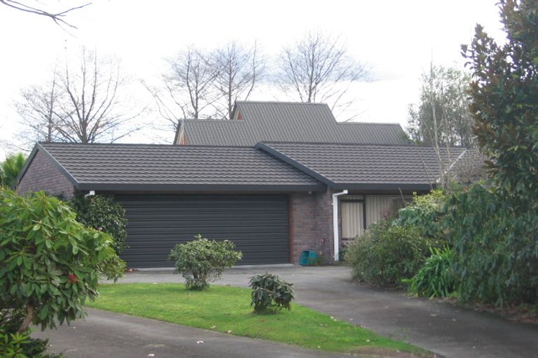 Photo of property in 33 Halyard Close, Flagstaff, Hamilton, 3210