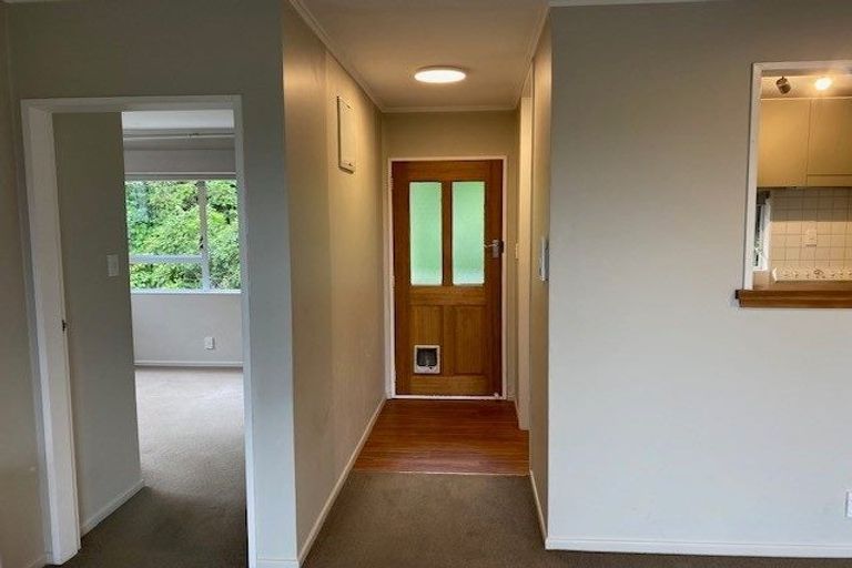 Photo of property in 4/49 Maungaraki Road, Korokoro, Lower Hutt, 5012
