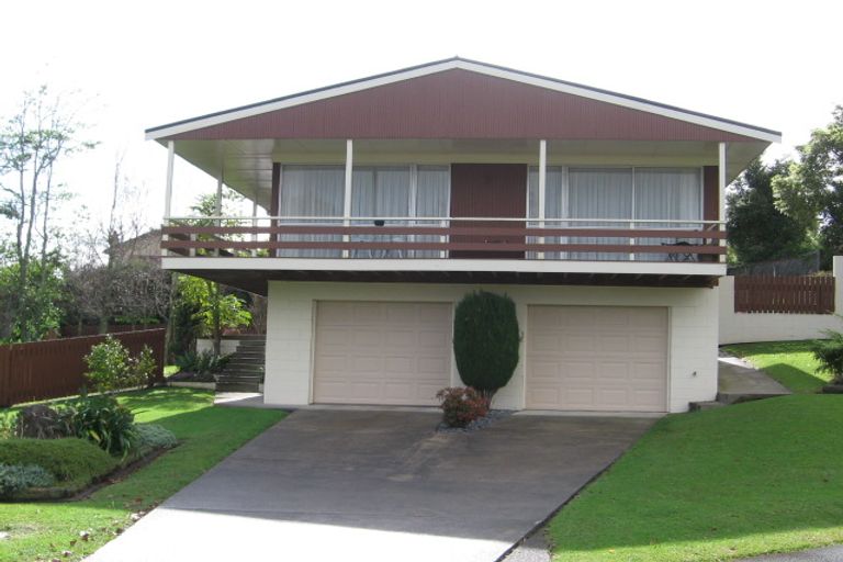 Photo of property in 18 Andrea Place, Sunnyhills, Auckland, 2010