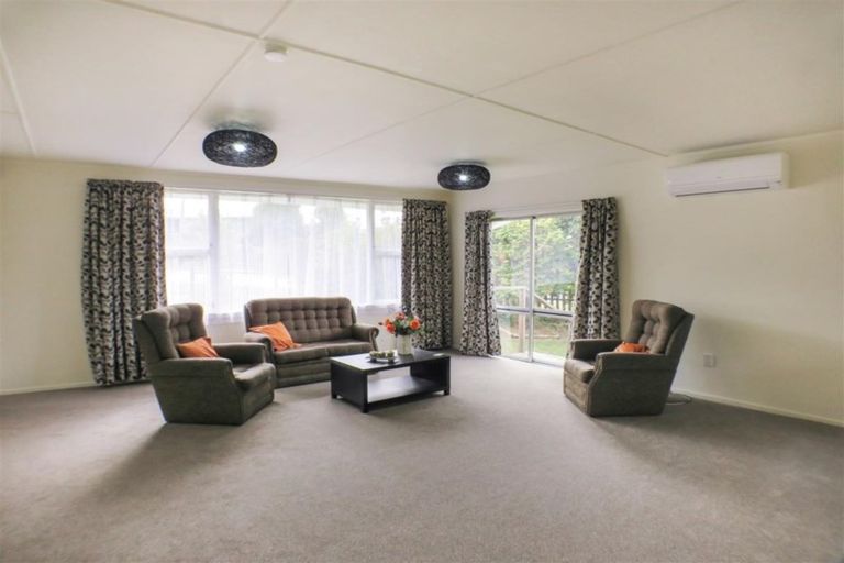 Photo of property in 40 Thomas Crescent, Western Heights, Rotorua, 3015