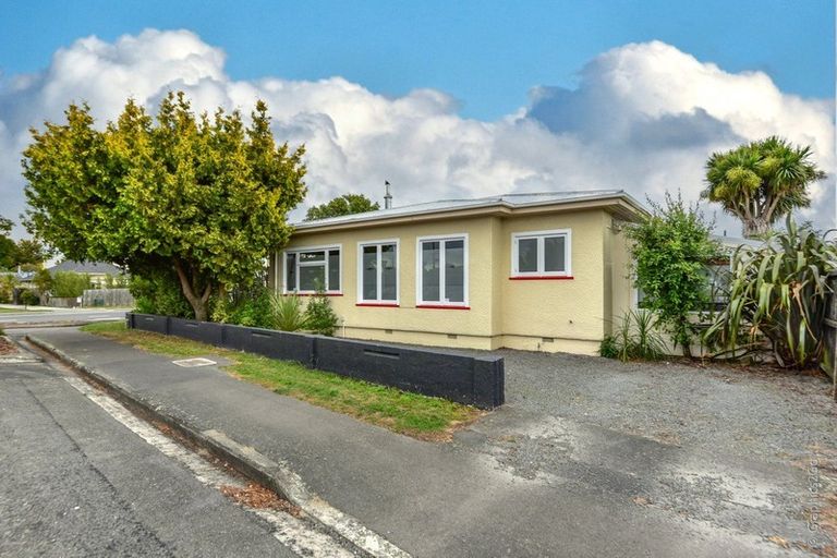 Photo of property in 1/96 Marshland Road, Shirley, Christchurch, 8061