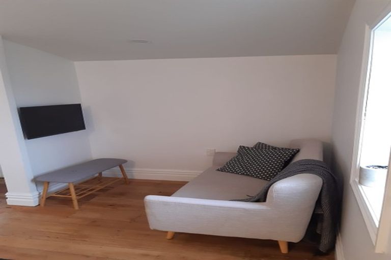 Photo of property in 45 Nottingham Street, Karori, Wellington, 6012