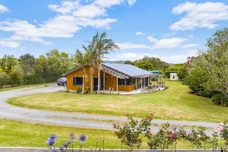 Photo of property in 160 South Road, Waipu, 0582