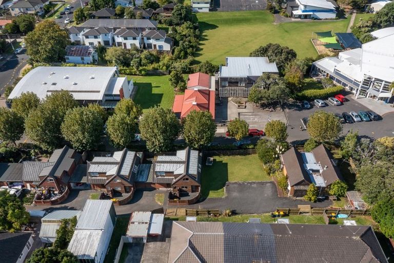 Photo of property in 3/42 Dominion Street, Takapuna, Auckland, 0622