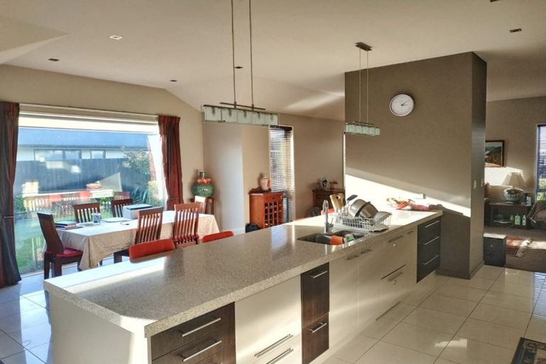 Photo of property in 33 Reka Street, Parklands, Christchurch, 8083