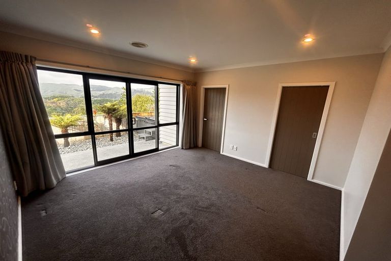 Photo of property in 116 Endeavour Drive, Whitby, Porirua, 5024