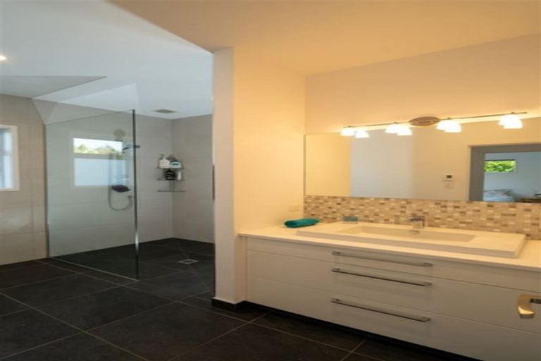 Photo of property in 24e Riddell Road, Kerikeri, 0230