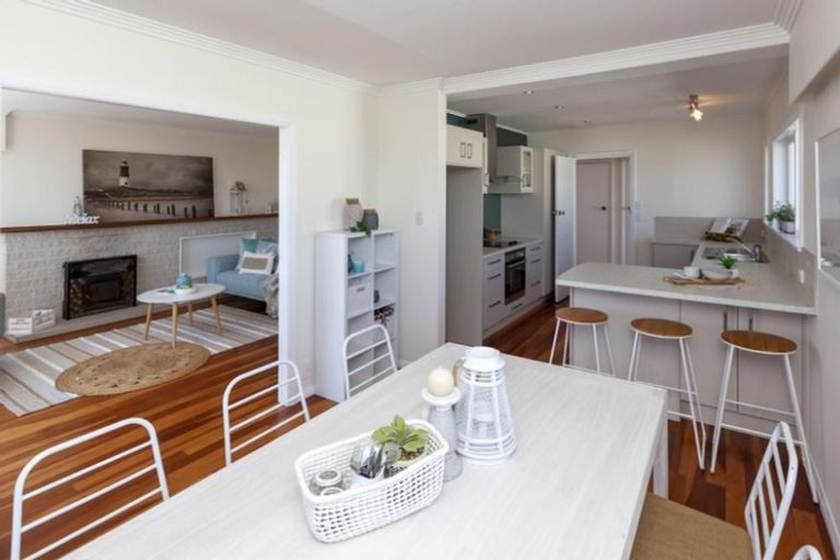 Photo of property in 9b The Esplanade, Raumati South, Paraparaumu, 5032