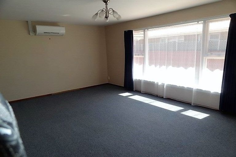 Photo of property in 54 Bickerton Street, Wainoni, Christchurch, 8061