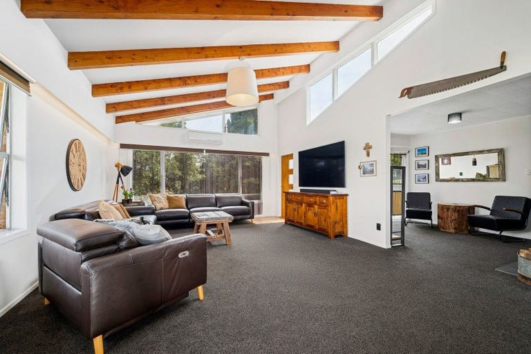 Photo of property in 54 Grand Vue Road, Kawaha Point, Rotorua, 3010