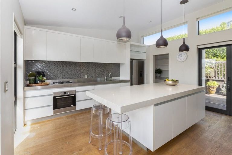 Photo of property in 24 Peninsula View, Scarborough, Christchurch, 8081