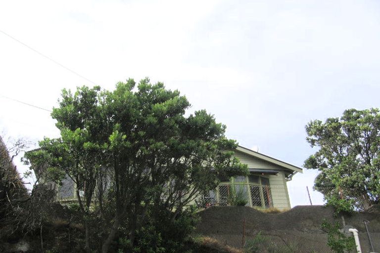 Photo of property in 35 Tirangi Road, Rongotai, Wellington, 6022