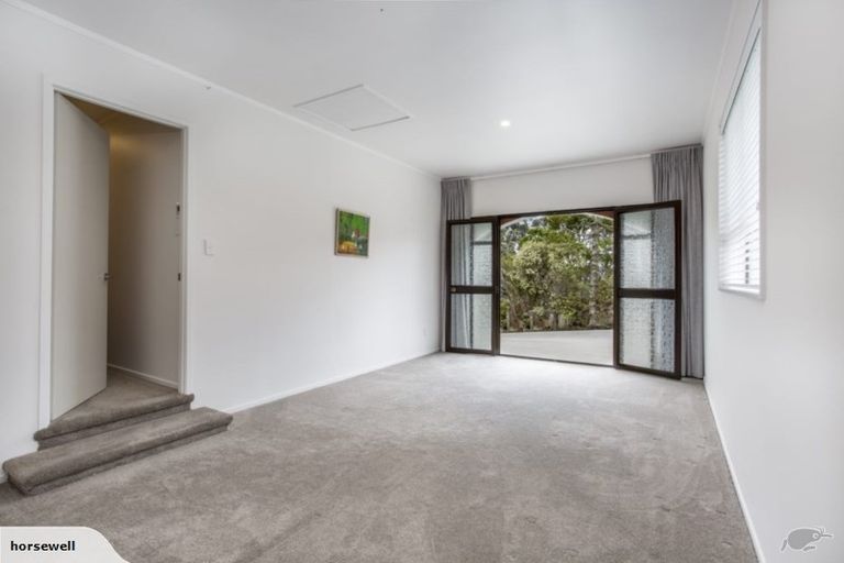 Photo of property in 1/489 Beach Road, Murrays Bay, Auckland, 0630