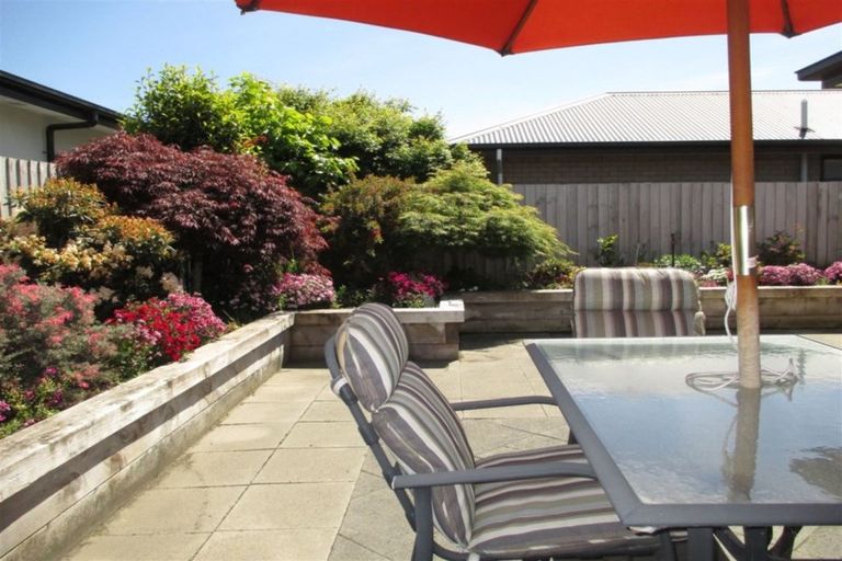 Photo of property in 22 Sovereign Gardens, Halswell, Christchurch, 8025