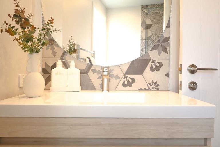 Photo of property in 2 Clements Crescent, Queenwood, Hamilton, 3210