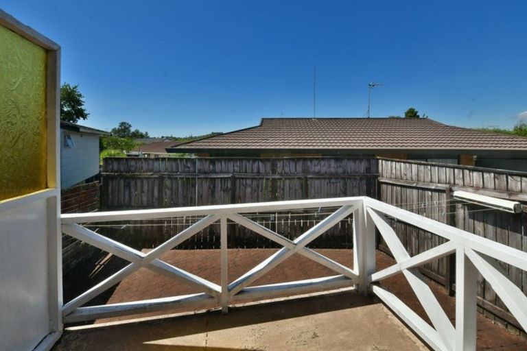 Photo of property in 1/30 Fairway Avenue, Red Beach, 0932