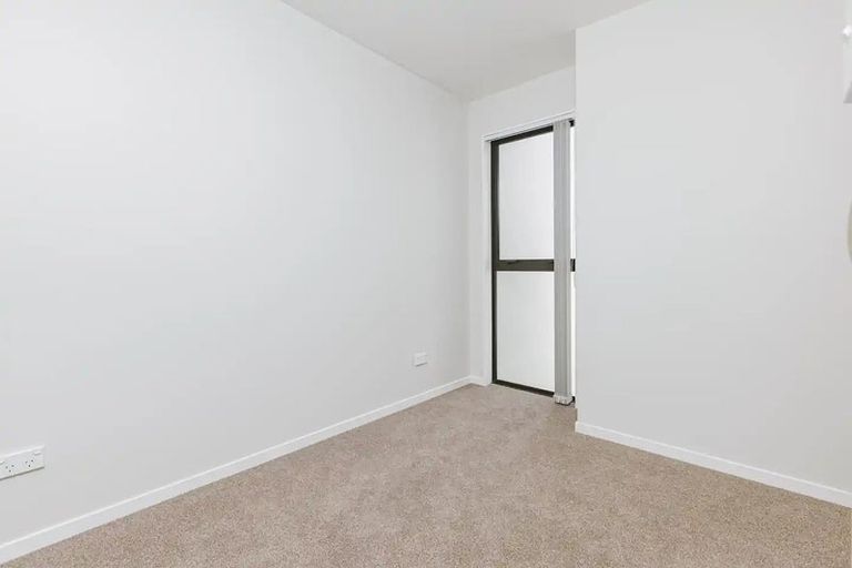 Photo of property in 64 Tukari Lane, Mangere Bridge, Auckland, 2022