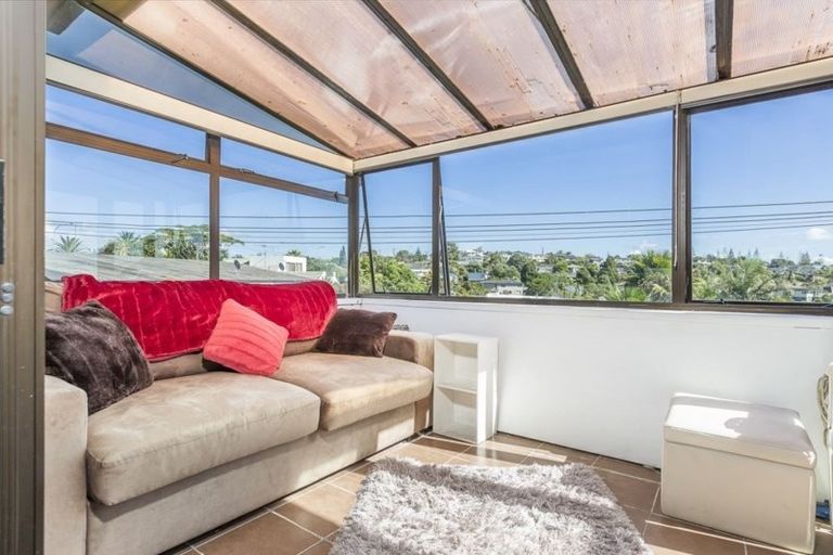 Photo of property in 3/283 Glenfield Road, Glenfield, Auckland, 0629