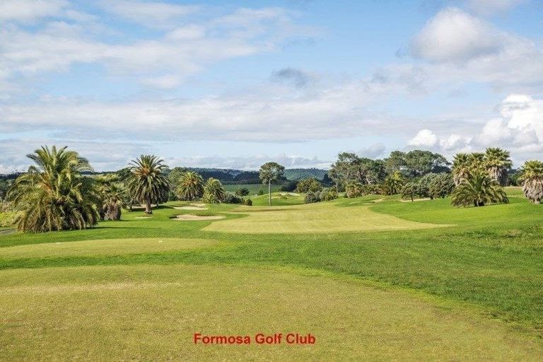 Photo of property in 18 Hutukawa Drive, Beachlands, Auckland, 2018