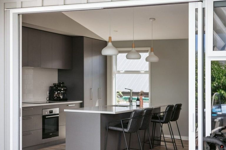 Photo of property in 19 Stingray Drive, Omokoroa, 3114