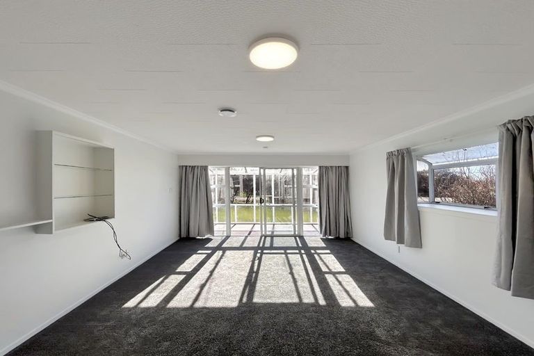 Photo of property in 128 Oteramika Road, Seaward Bush, Invercargill, 9871