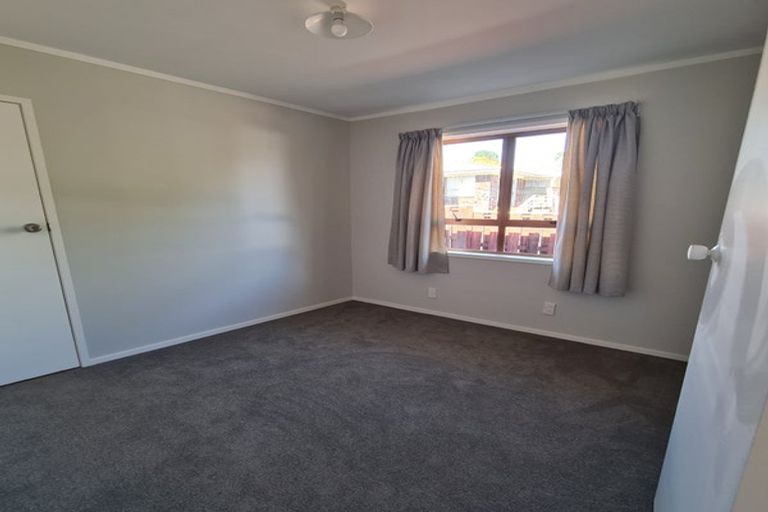 Photo of property in 1/35 Ashdown Place, Pahurehure, Papakura, 2113