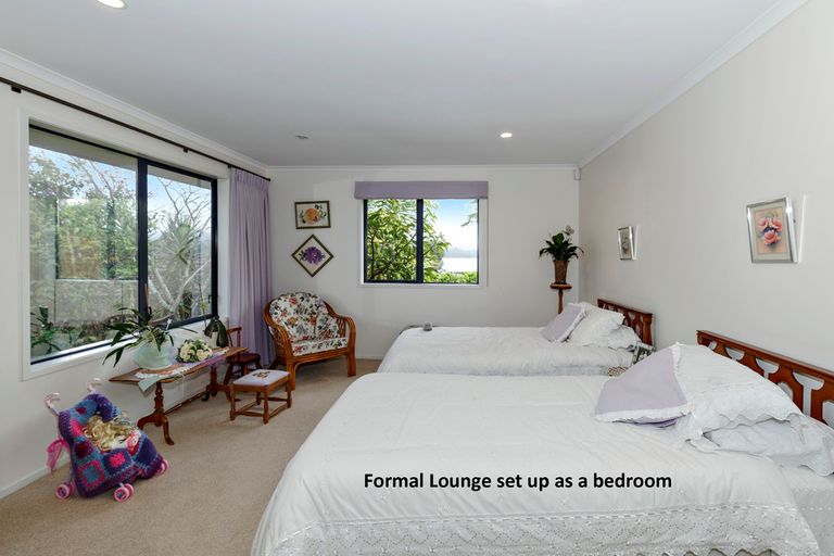Photo of property in 11 Oratia Drive, Glen Eden, Auckland, 0602