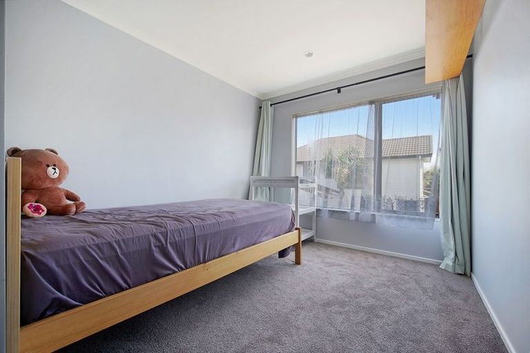 Photo of property in 12 Figaro Crescent, Takanini, 2112