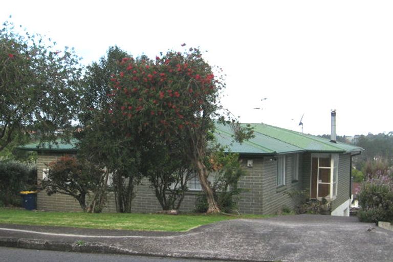 Photo of property in 11 Mcclintock Road, Massey, Auckland, 0614