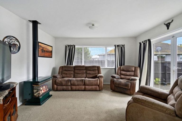 Photo of property in 1/18 Awatea Road, Hornby, Christchurch, 8042