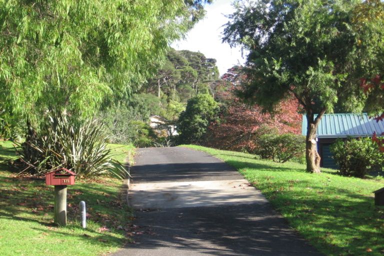 Photo of property in 20 Laingfield Terrace, Laingholm, Auckland, 0604