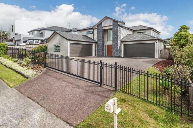Photo of property in 84 Hugh Green Drive, Pinehill, Auckland, 0632
