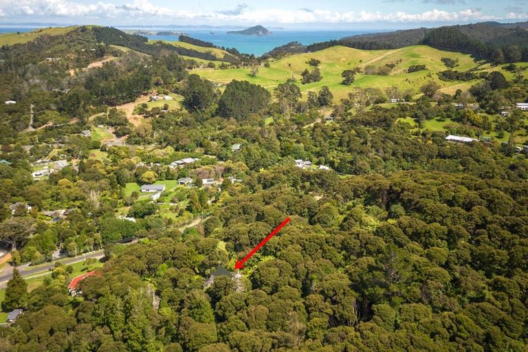 Photo of property in 480 Driving Creek Road, Coromandel, 3506