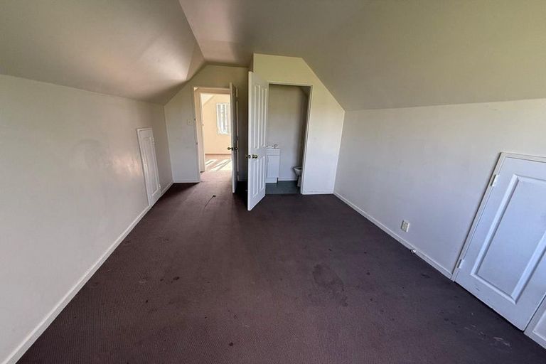 Photo of property in 2/8 Puriri Road, Manurewa, Auckland, 2102