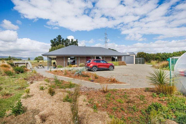 Photo of property in 268 Hendersons Line, Kelvin Grove, Palmerston North, 4470